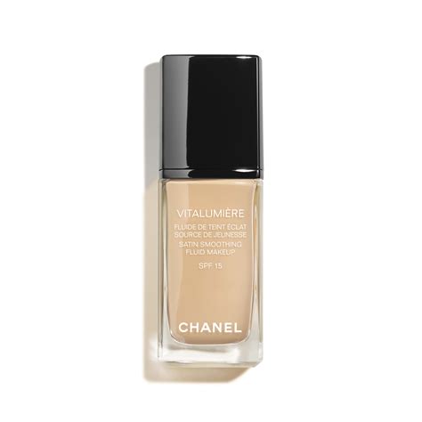 chanel compact foundation vitalumiere|Chanel les beiges foundation reviews.